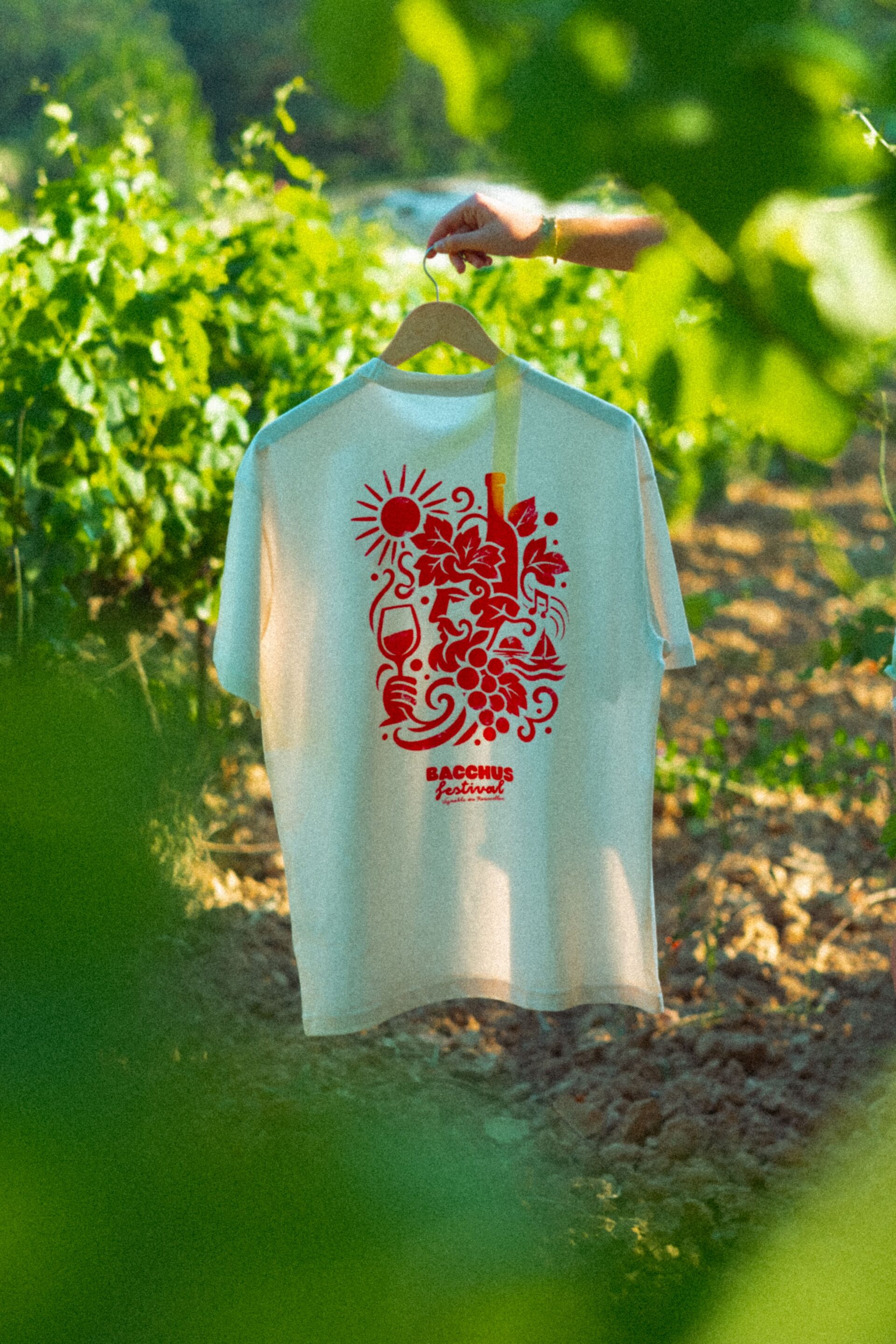 T-shirt blanc Artwork – Image 2